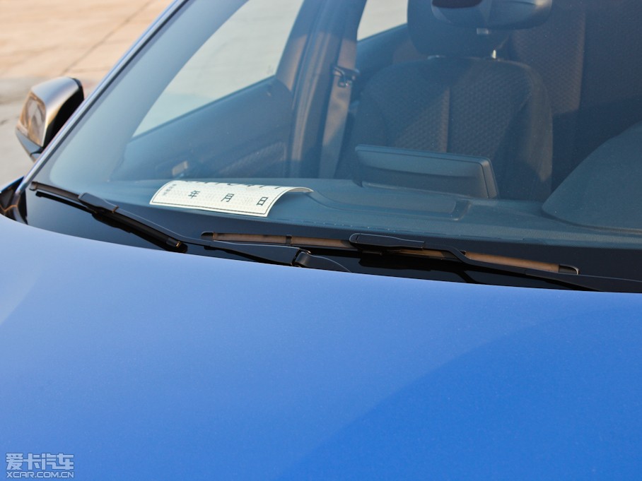 2013R1ϵɎ M135i T