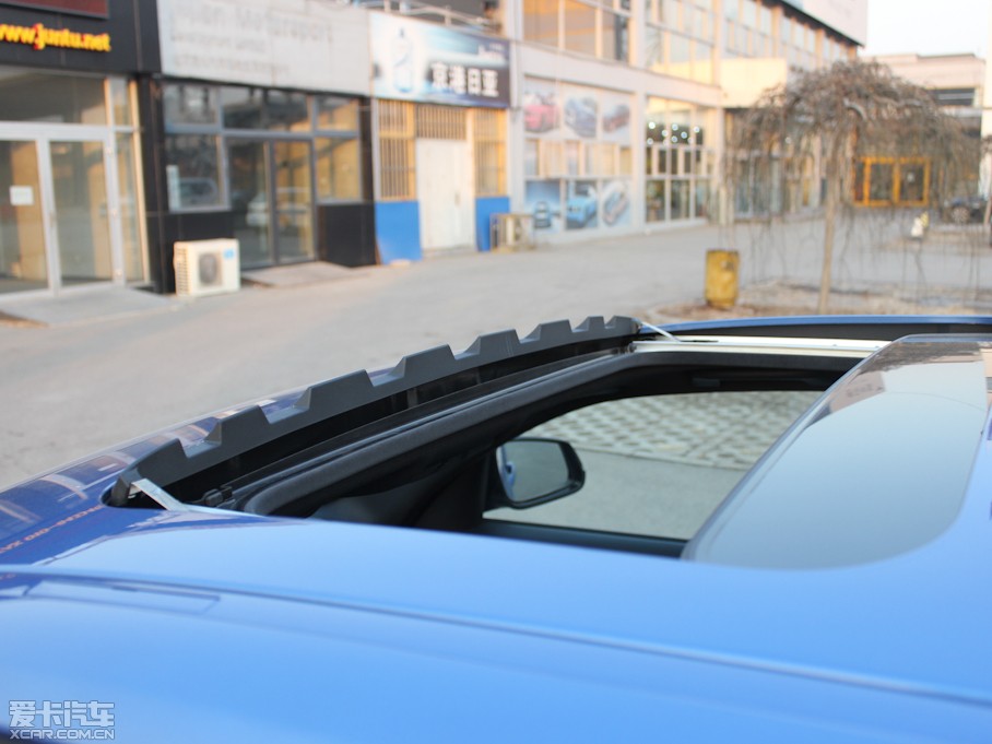 2013R1ϵɎ M135i T