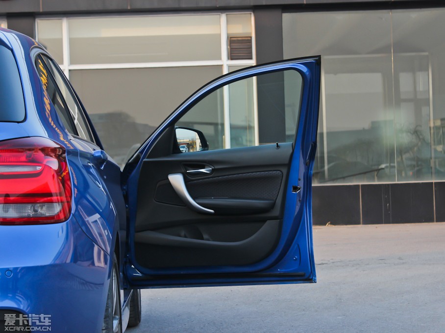 2013R1ϵɎ M135i T