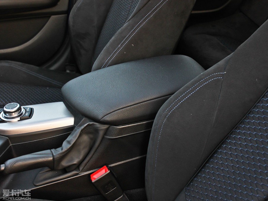 2013R1ϵɎ M135i T