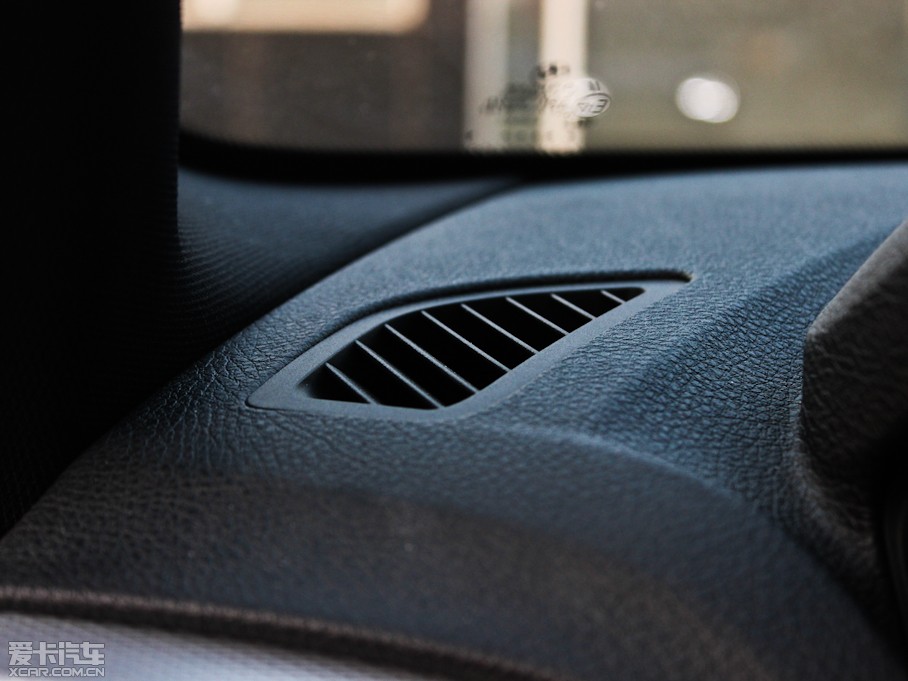 2013R1ϵɎ M135i T