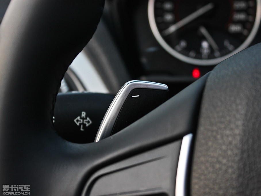 2013R1ϵɎ M135i T