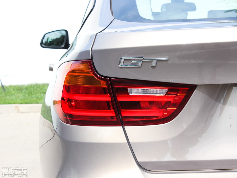 2013R3ϵGT 328i OӋb