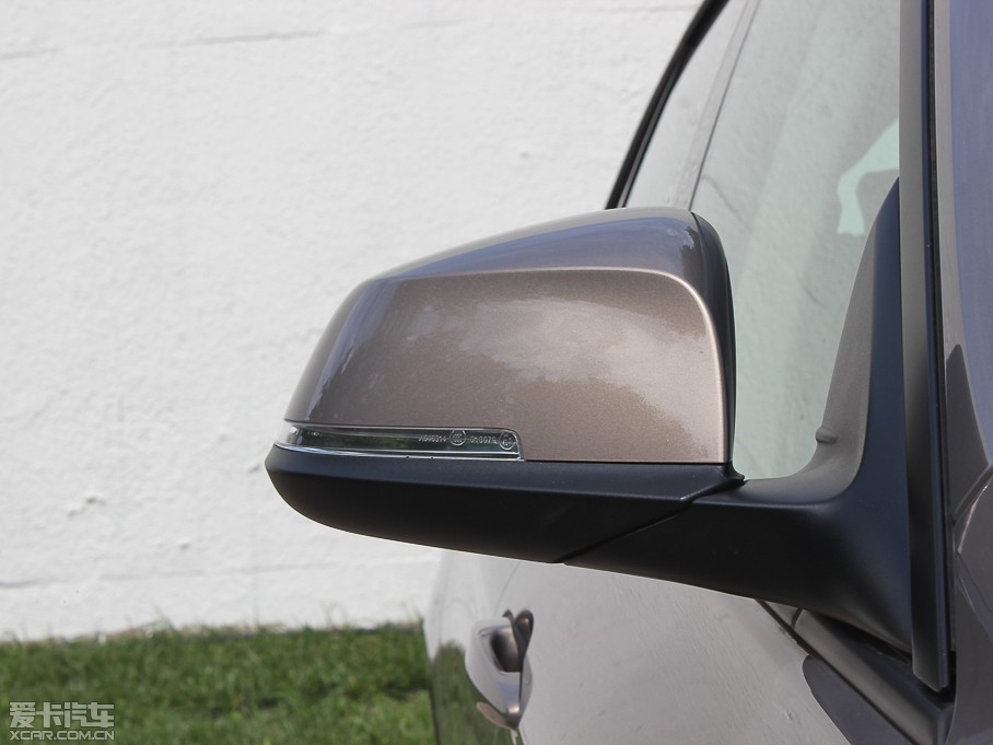 2013R3ϵGT 328i OӋb