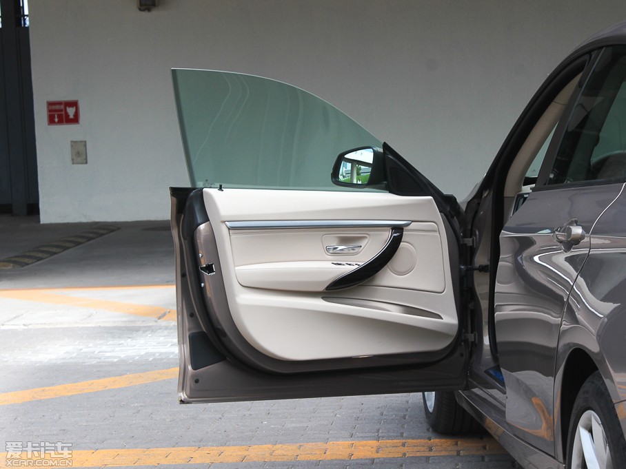 2013R3ϵGT 328i OӋb