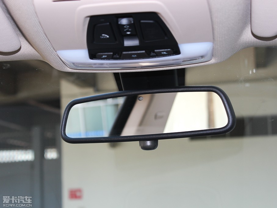 2013R3ϵGT 328i OӋb