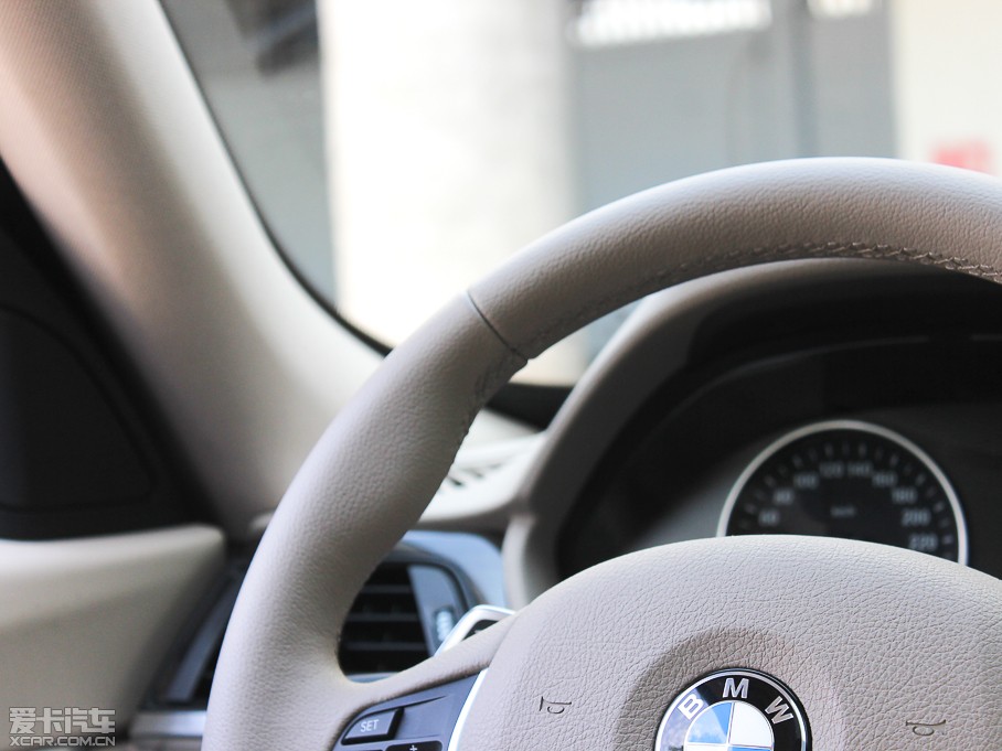 2013R3ϵGT 328i OӋb