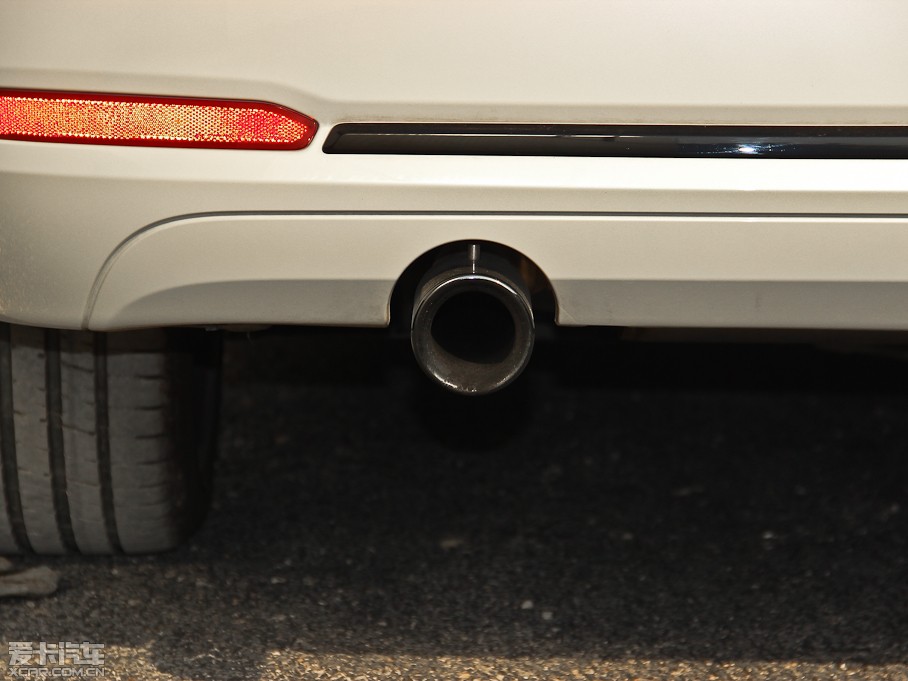 2013R3ϵGT 335i OӋb