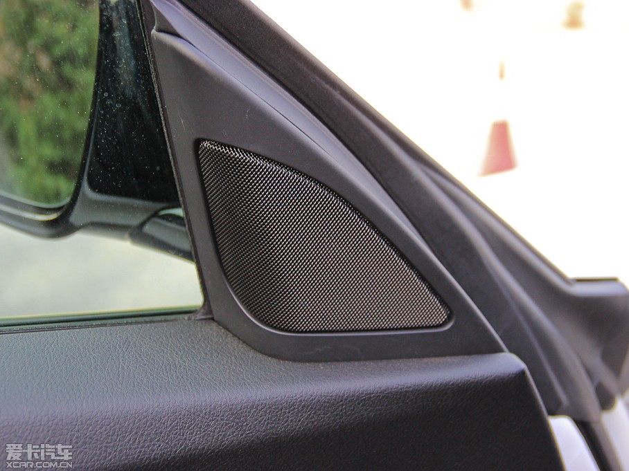 2013R3ϵGT 335i OӋb