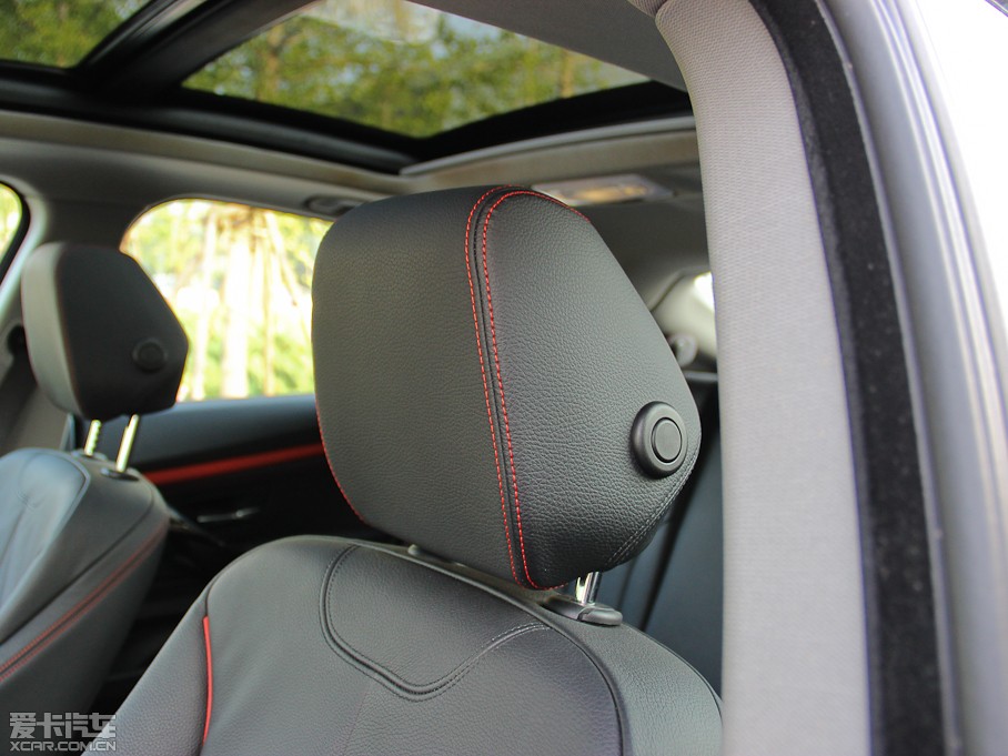 2013R3ϵGT 335i OӋb