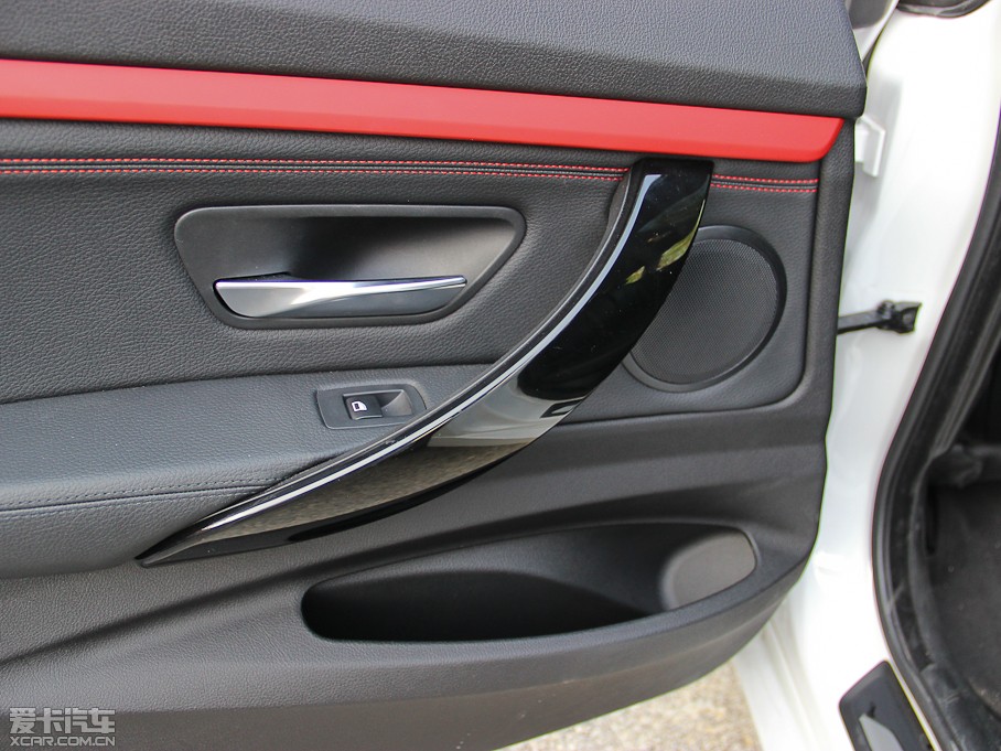 2013R3ϵGT 335i OӋb