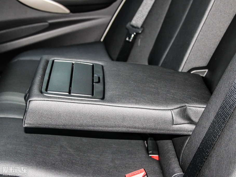 2013R3ϵ܇ 320i r