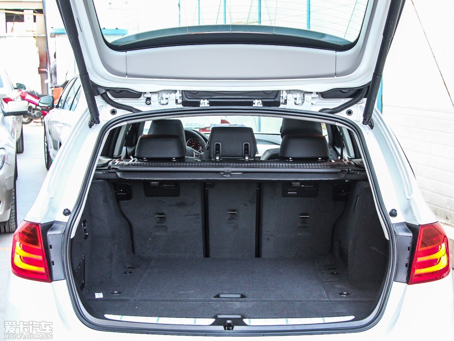 2013R3ϵ܇ 320i r