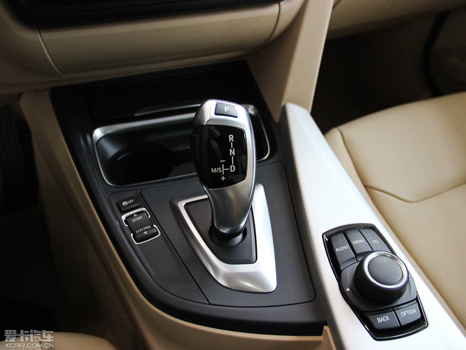 2013R3ϵGT 320i I