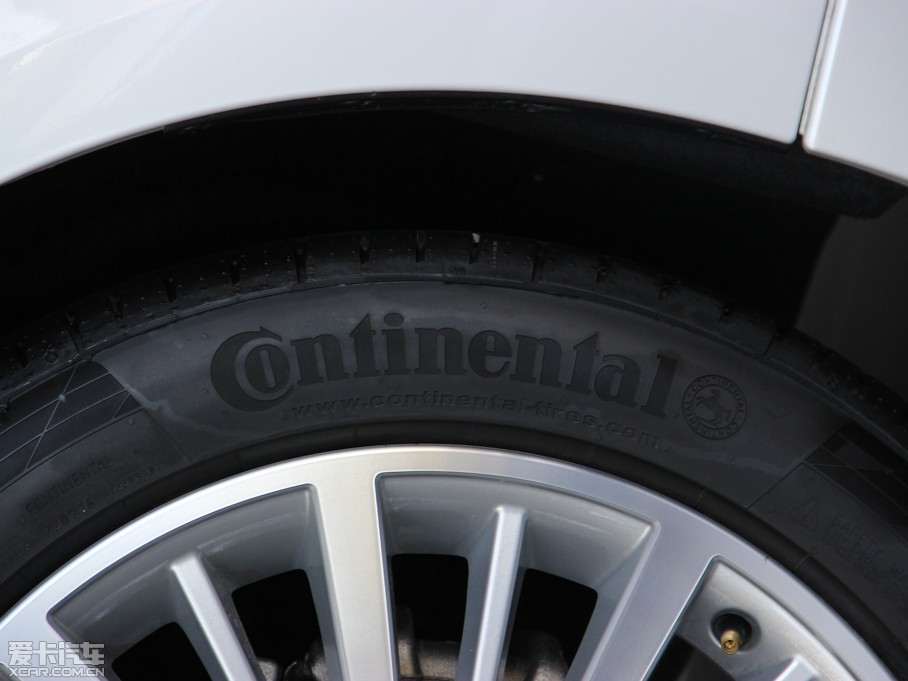 2013R3ϵGT 320i OӋb