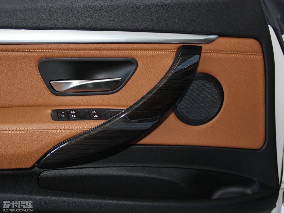 2013R3ϵGT 320i OӋb