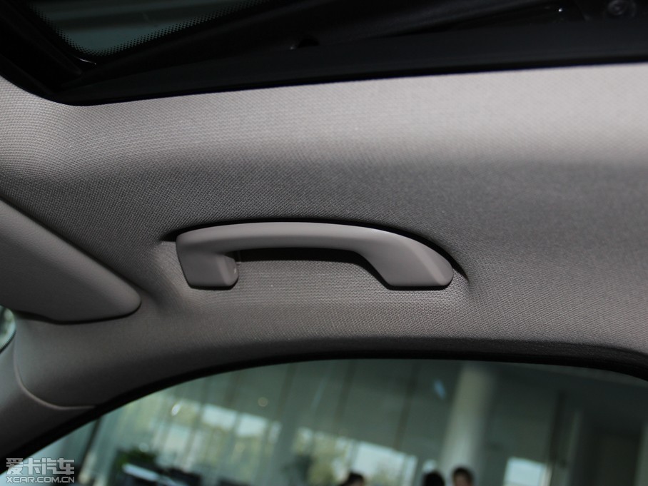 2013R3ϵGT 320i OӋb