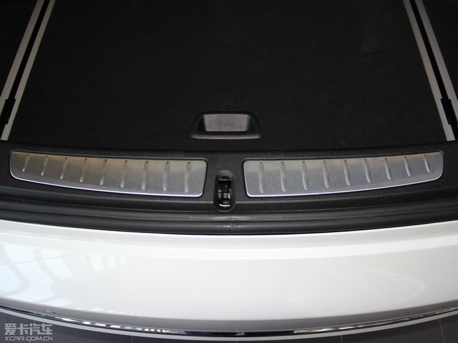 2013R3ϵGT 320i OӋb