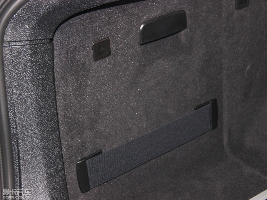 2013R3ϵGT 320i OӋb