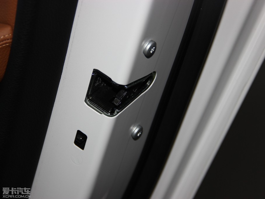 2013R3ϵGT 320i O(sh)Ӌ(j)b