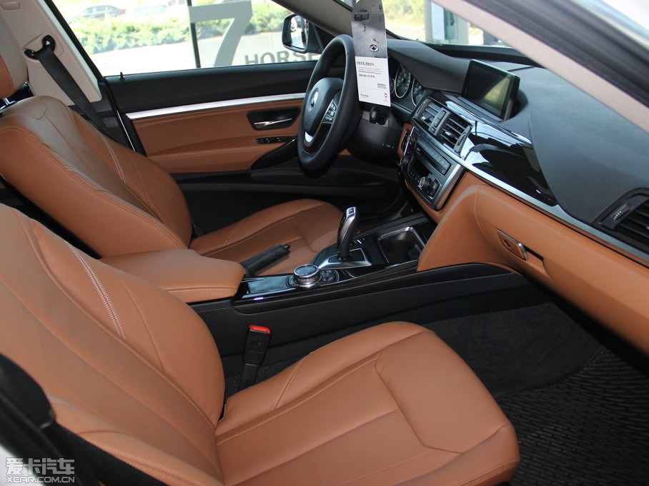 2013R3ϵGT 320i OӋb