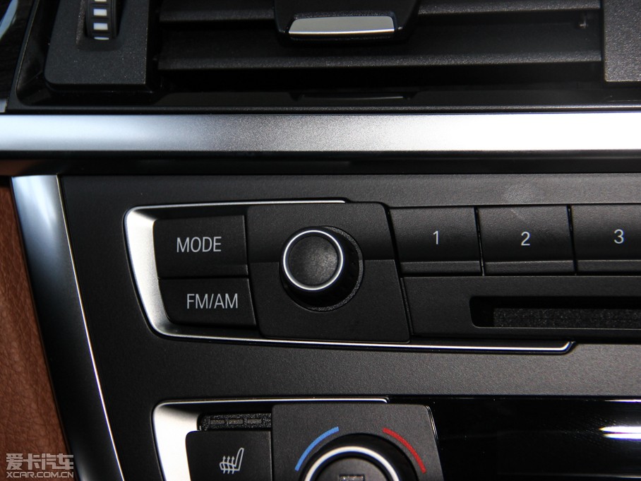 2013R3ϵGT 320i OӋb