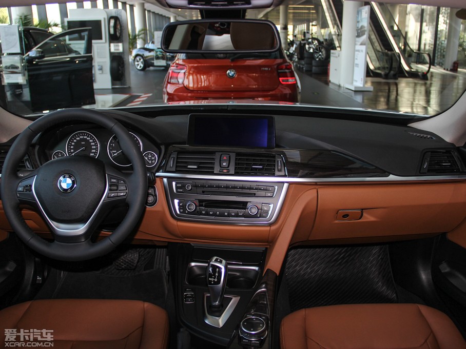 2013R3ϵGT 320i OӋb