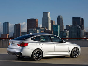 2013款335i 设计套装型 整体外观