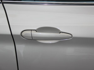 2013款320i 设计套装型 细节外观