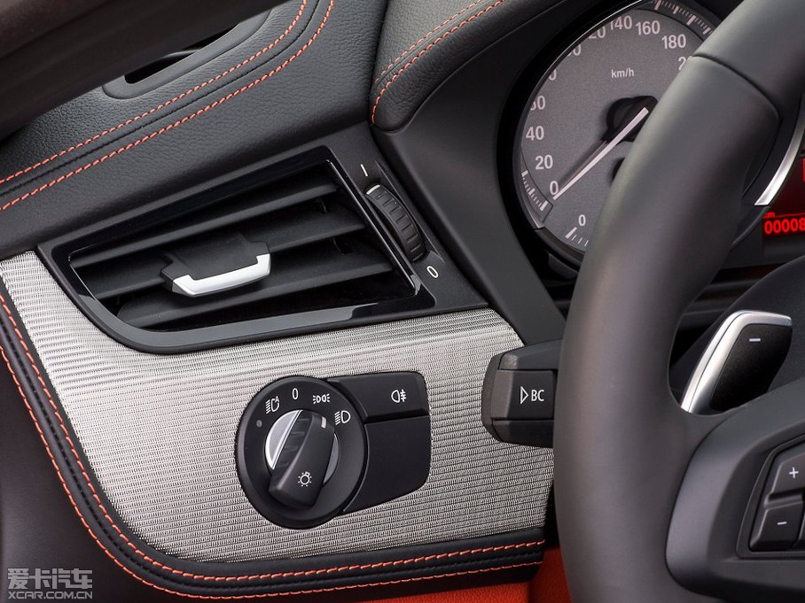 2013RZ4 sDrive20i I