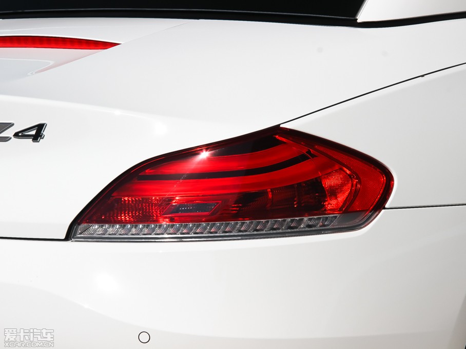 2013RZ4 sDrive20i I(lng)