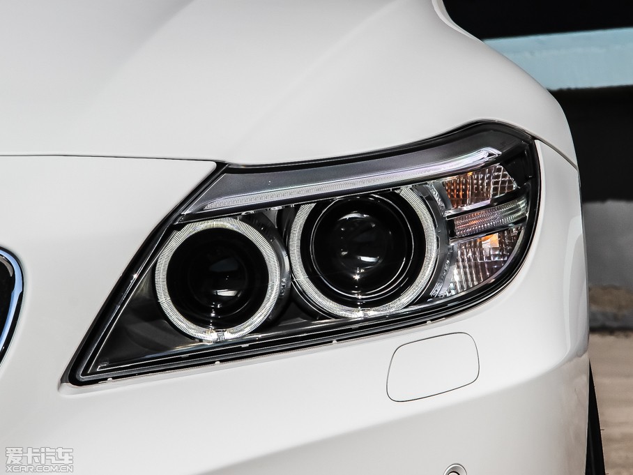 2013��RZ4 sDrive20i �I����