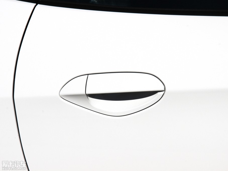 2013RZ4 sDrive20i I(lng)