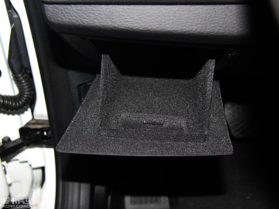 2013RZ4 sDrive20i I