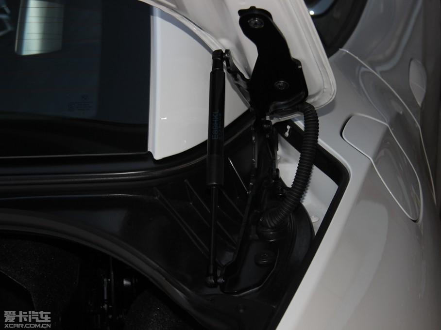 2013RZ4 sDrive20i I