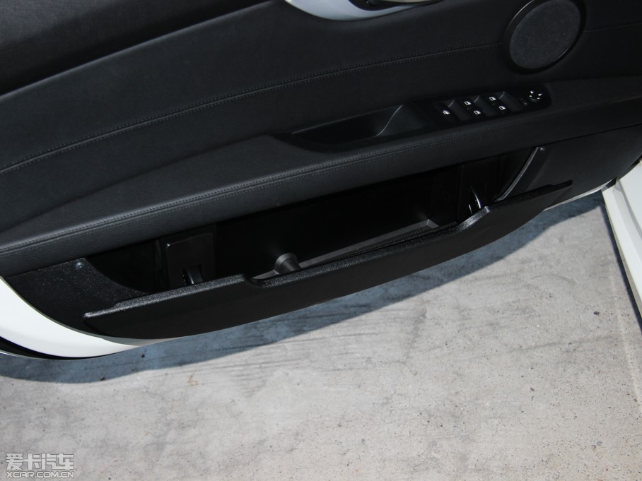 2013RZ4 sDrive20i I