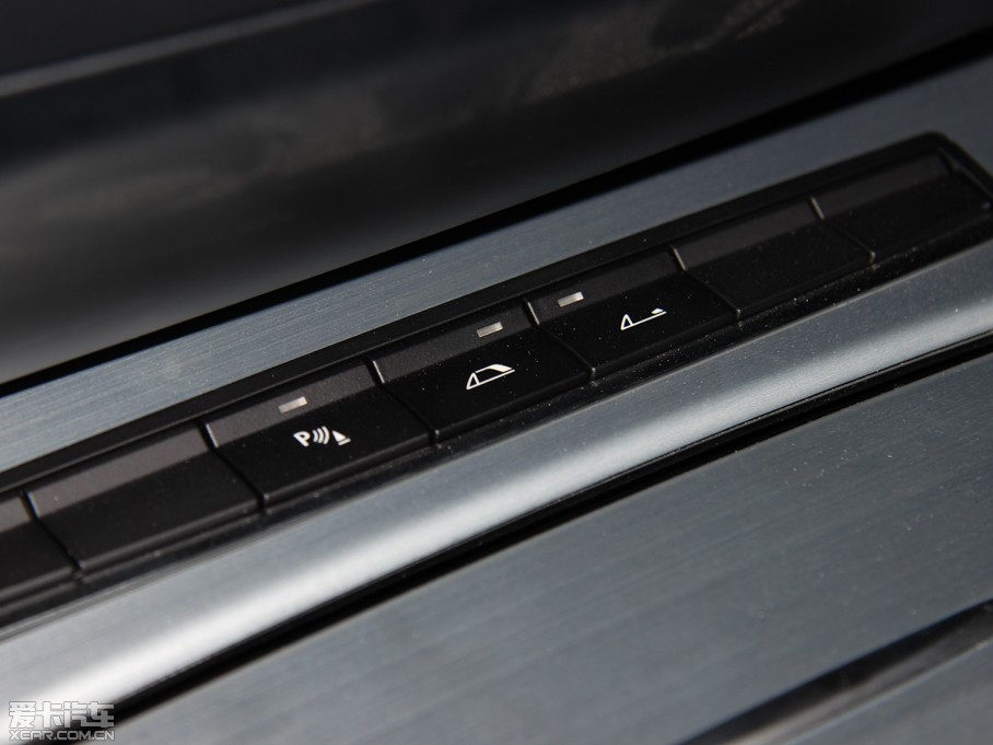 2013��RZ4 sDrive20i �I����