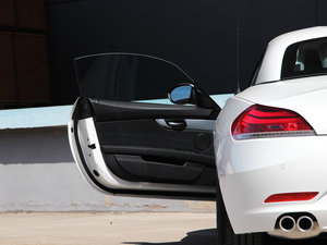 2013sDrive20i I {λ܇T