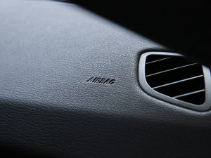 2013sDrive20i I(lng) п؅^(q)