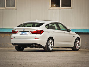 2014款535i xDrive 整体外观