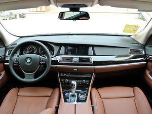 2014款535i xDrive 内饰全景