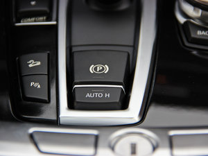 2014535i xDrive v܇Ƅ