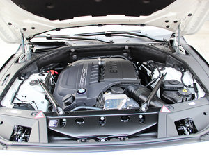 2014款535i xDrive 发动机
