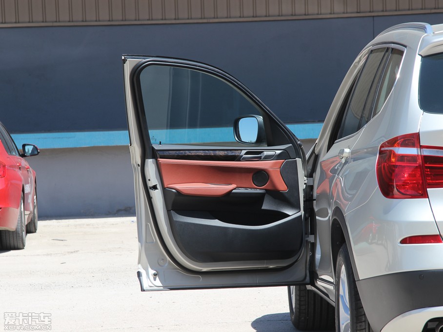 2013RX3Mڣ Ŀ xDrive20i A