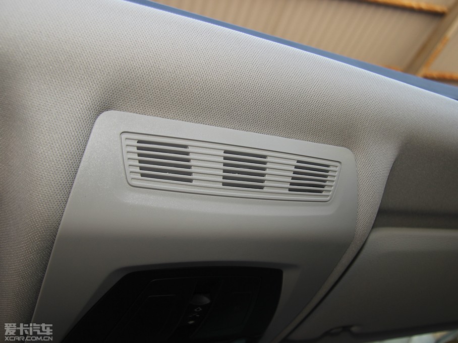 2013��RX3���M�ڣ� �Ŀ� xDrive20i ���A��