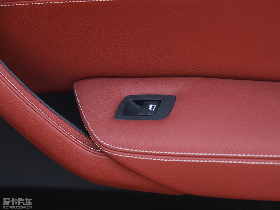 2013��RX3���M�ڣ� �Ŀ� xDrive20i ���A��