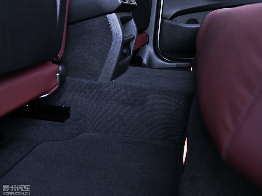 2013RX3Mڣ Ŀ xDrive28i A