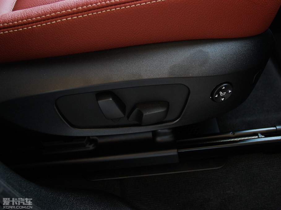 2013RX3M(jn)ڣ Ŀ xDrive28i A