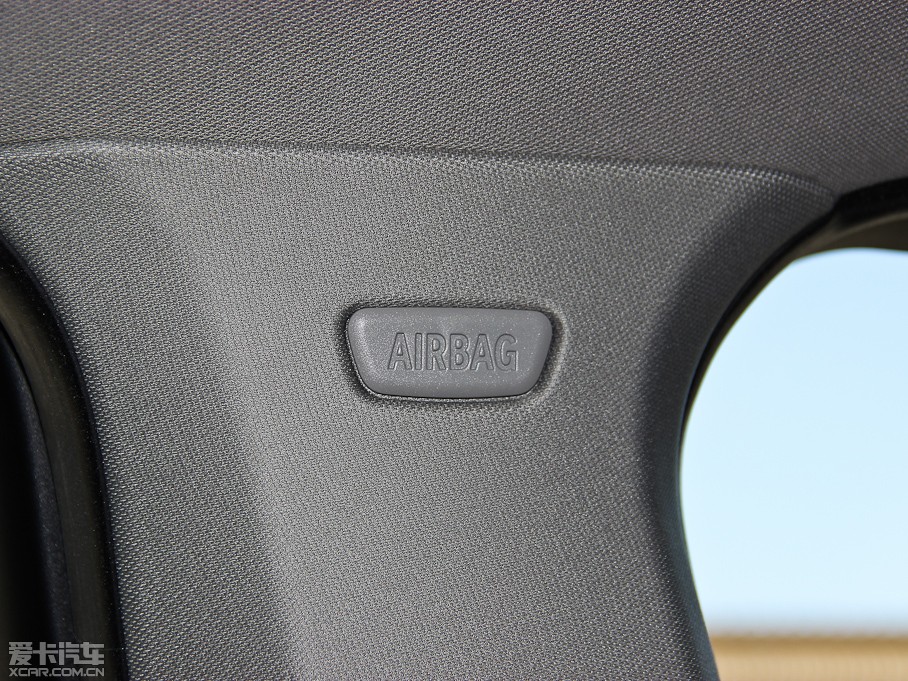 2013RX3Mڣ Ŀ xDrive28i A