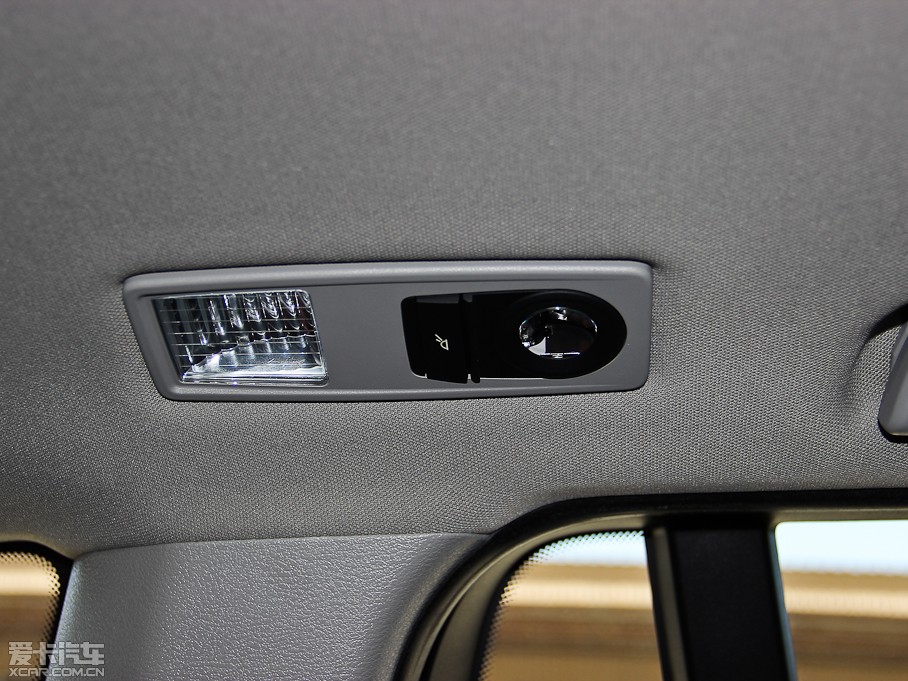 2013RX3Mڣ Ŀ xDrive28i A